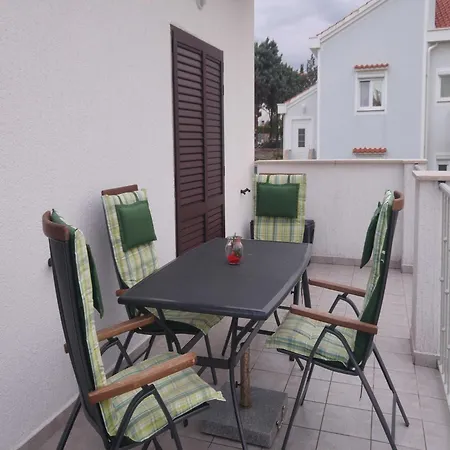 Cozy Island Lavanda On Krk - Two Bedroom With Terrace * Punat